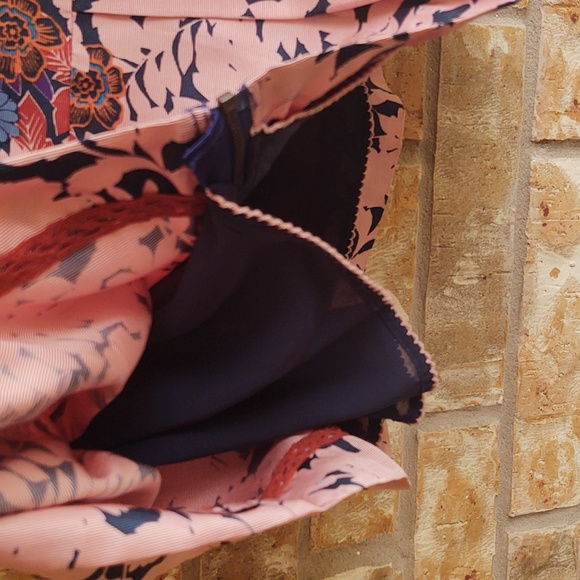 Anthropologie HD in Paris Elsie Floral Peplem Top - Picture 7 of 8